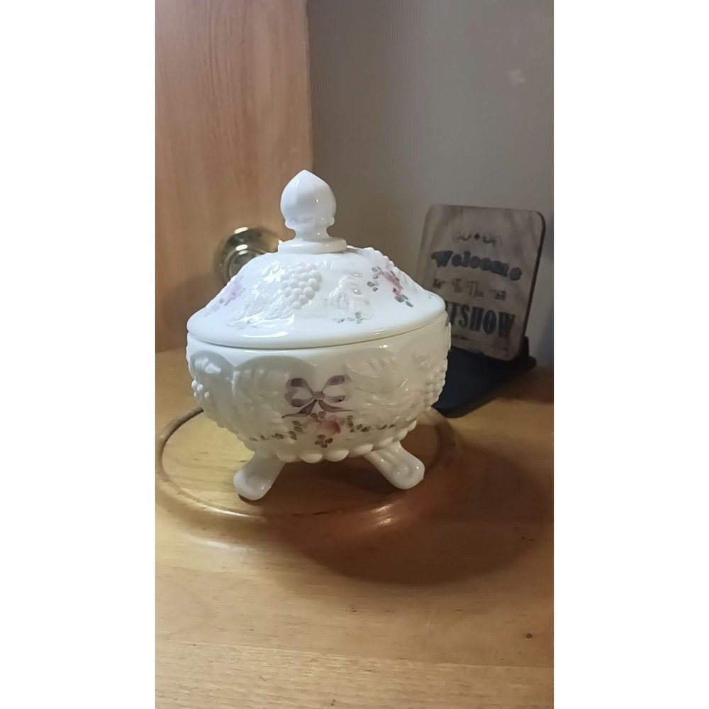 VTG Hand painted Westmoreland Grape Milk Glass 3 Footed Compote Candy Dish